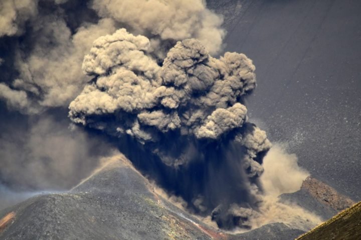 Fogo - Cap Vert - Eruption 2014-2015 - voyage special éruption avec JM Bardintzeff - 80 Jours Voyages