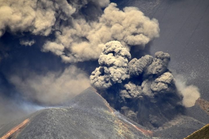 Fogo - Cap Vert - Eruption 2014-2015 - voyage special éruption avec JM Bardintzeff - 80 Jours Voyages