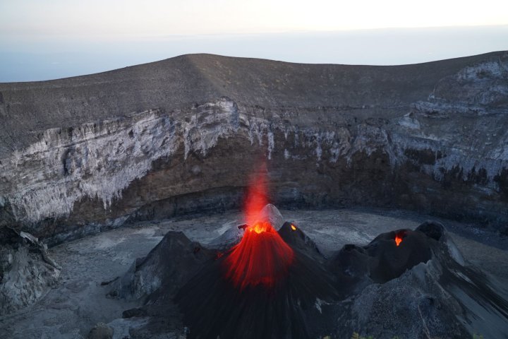 Ol Doinyo Lengai Tanzanie 80 Jours Voyages Eruption